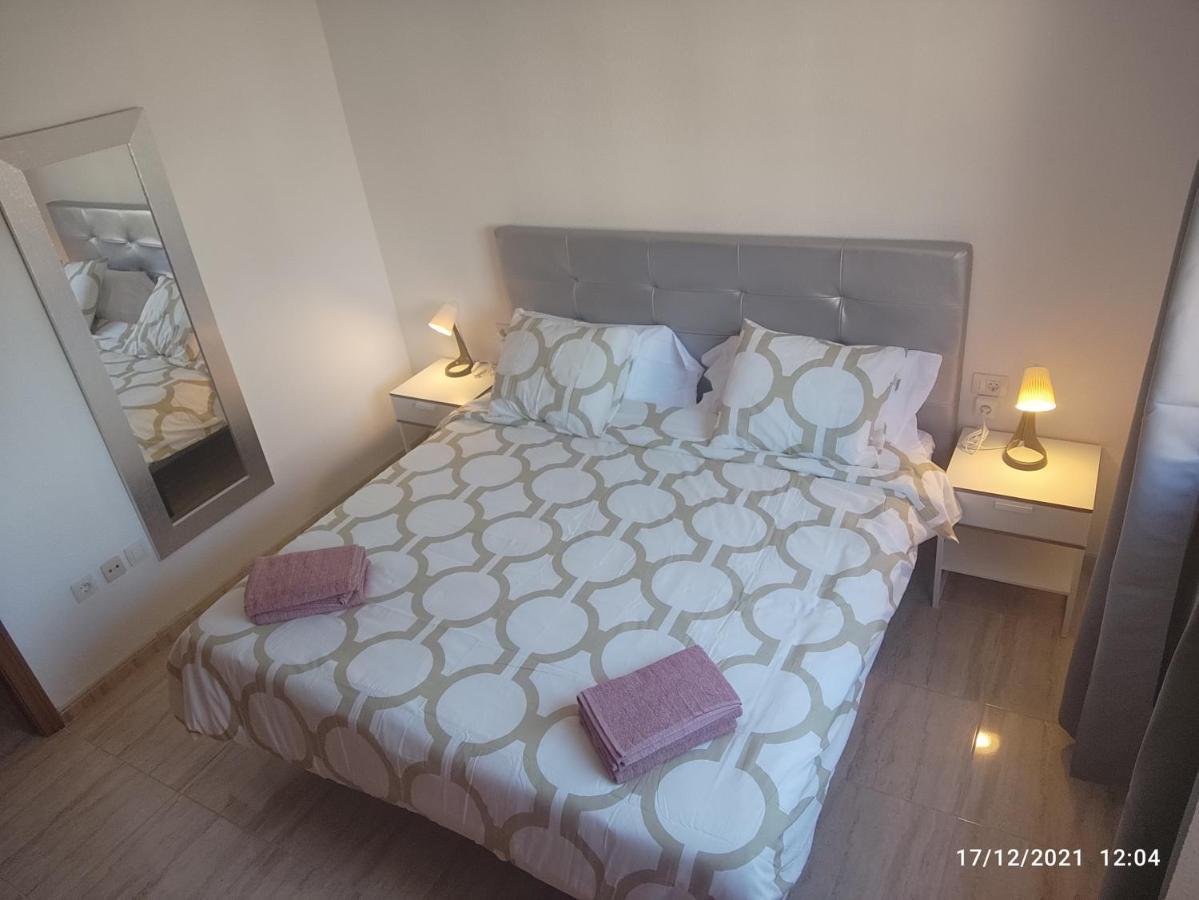Heated Pool,parking,air,wifi