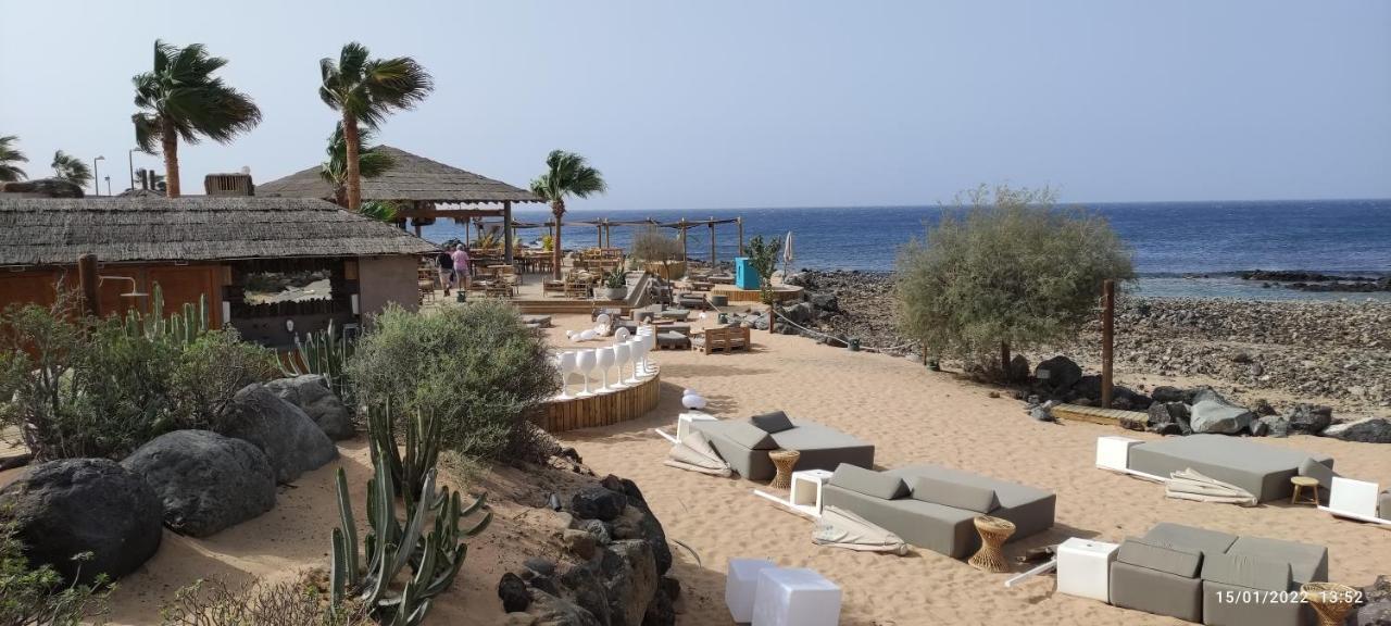 Heated Pool,parking,air,wifi