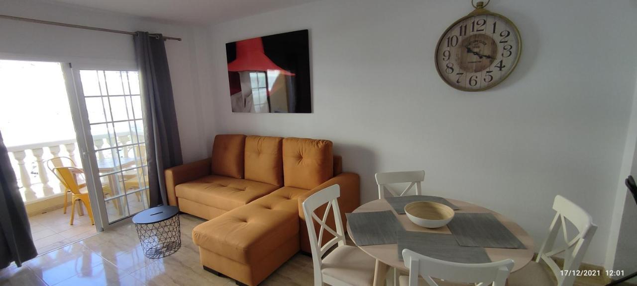 Heated Pool,parking,air,wifi Palm-mar